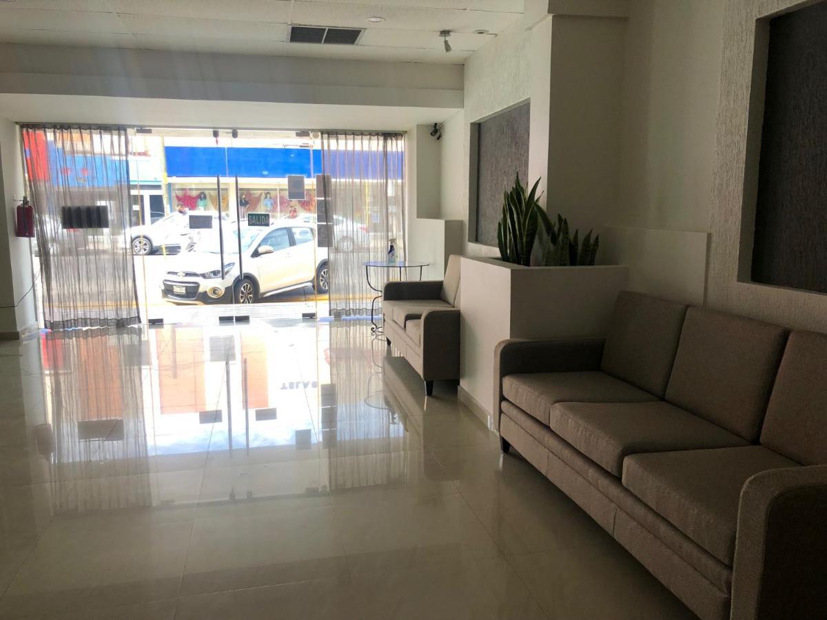 Hotel Lorena Los Mochis Bagian luar foto