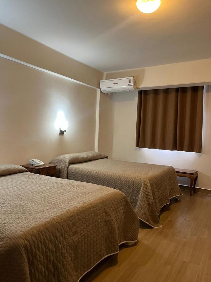 Hotel Lorena Los Mochis Bagian luar foto